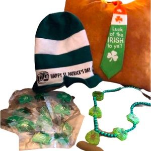 ST PATRICKS DAY BUNDLE • HAT, TIE, NECKLACE & 12 BUDWEISER GREEN SHAMROCK PINS